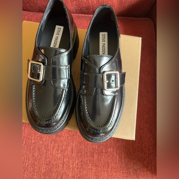 Steve Madden Glossy Black Buckle Loafers - Picture 1 of 4